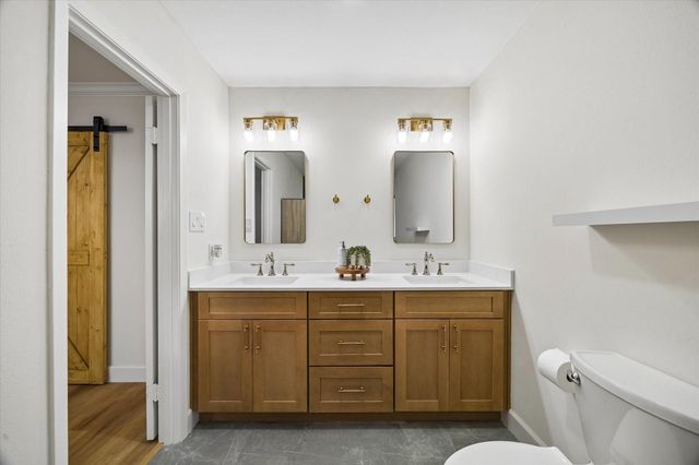 10042 Valley Forge Drive, Houston, TX 77042