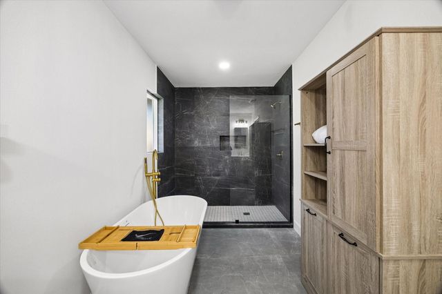 10042 Valley Forge Drive, Houston, TX 77042