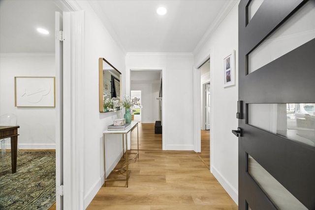 10042 Valley Forge Drive, Houston, TX 77042