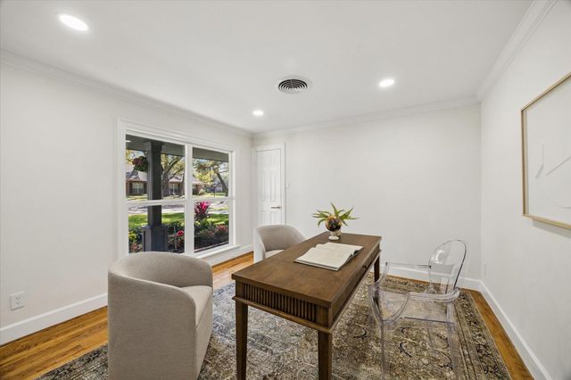 10042 Valley Forge Drive, Houston, TX 77042