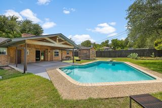 908 Hollybluff ST, Austin, TX 78753