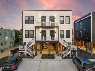 1009 8th Street D, Galveston, TX 77550