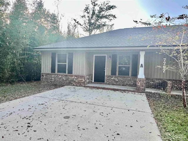 7797 Ira Dr A, Pensacola, FL 32514