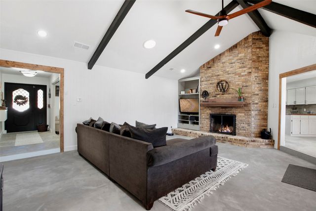 4209 Capilla Street, Fort Worth, TX 76133