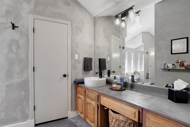 4209 Capilla Street, Fort Worth, TX 76133
