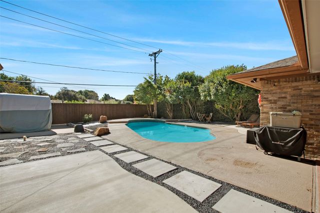 4209 Capilla Street, Fort Worth, TX 76133