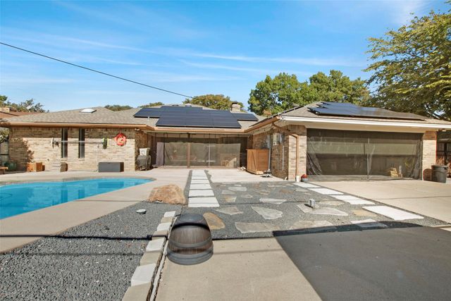 4209 Capilla Street, Fort Worth, TX 76133
