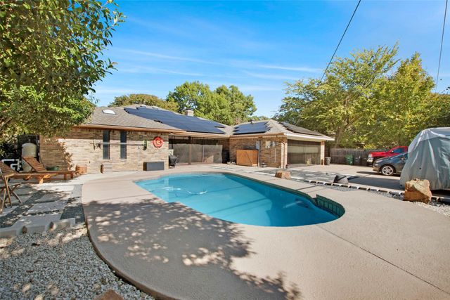 4209 Capilla Street, Fort Worth, TX 76133