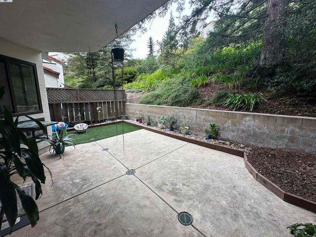 21109 Gary Dr 120, Hayward, CA 94546