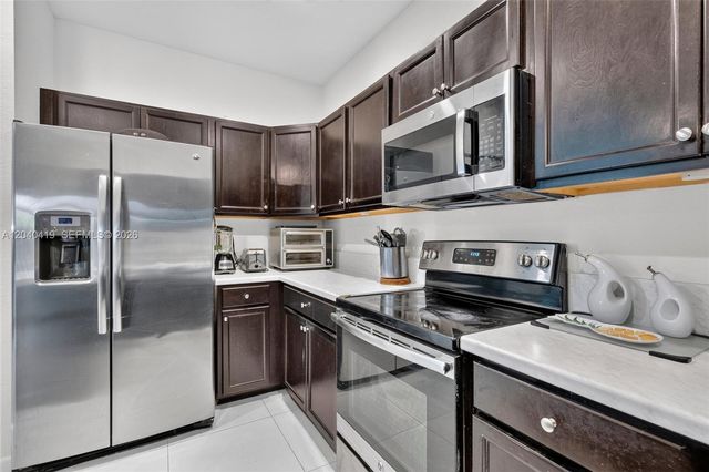 11418 SW 250th St, Homestead, FL 33032