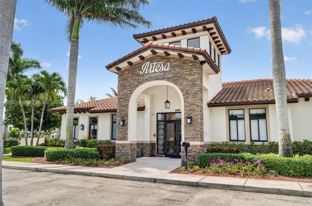 11418 SW 250th St, Homestead, FL 33032