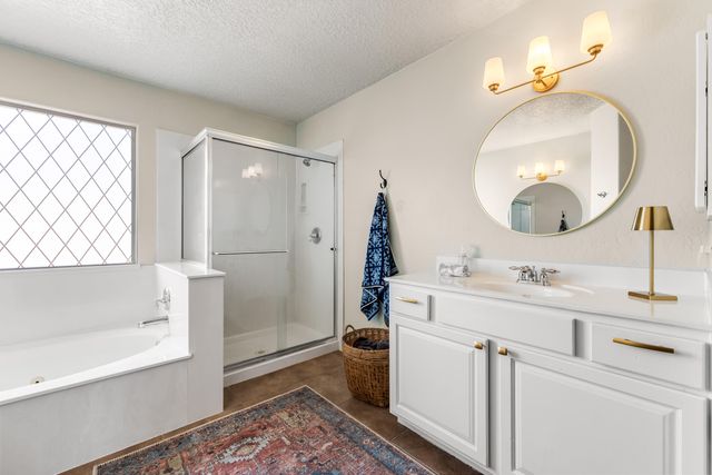 1508 Conejos Drive SE, Rio Rancho, NM 87124