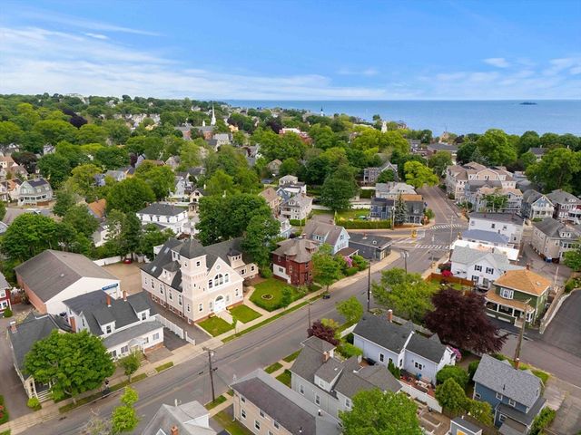 143 Burrill St 102, Swampscott, MA 01907