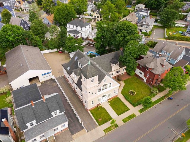 143 Burrill St 102, Swampscott, MA 01907