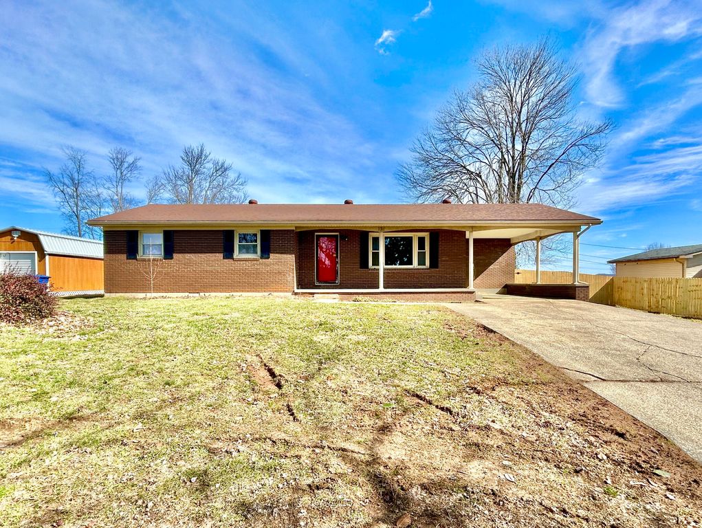 138 Country Hill Drive, Somerset, KY 42503