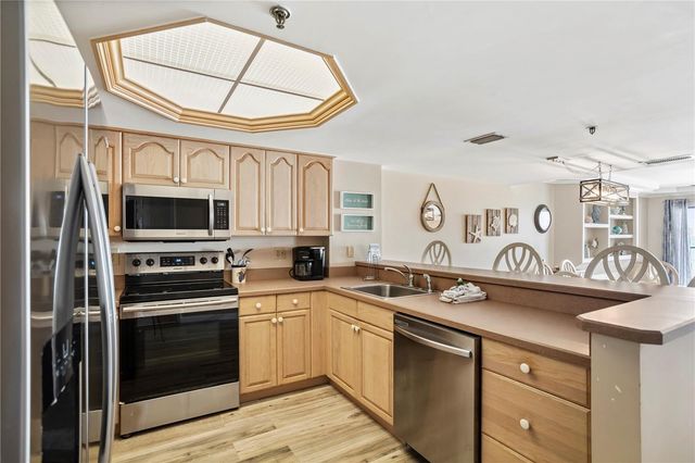 14710 GULF BOULEVARD 103, Madeira Beach, FL 33708