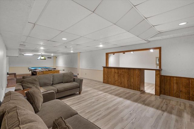 8704 W Bonniwell ROAD, Mequon, WI 53097