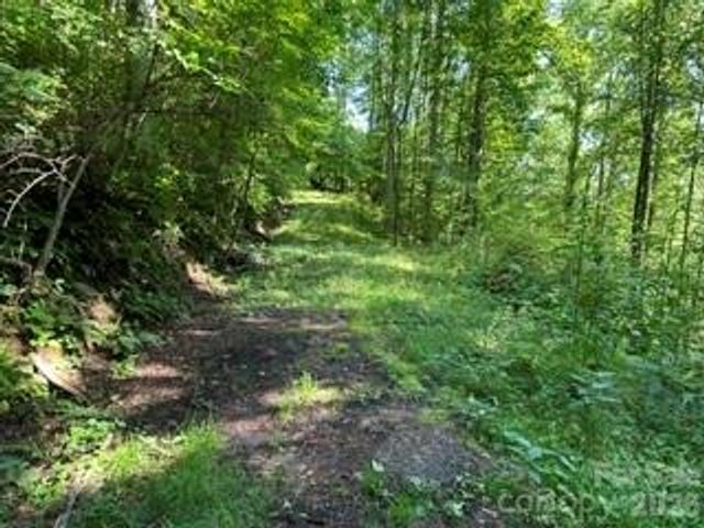 13 Galega Trail, Maggie Valley, NC 28751