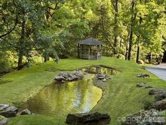 13 Galega Trail, Maggie Valley, NC 28751