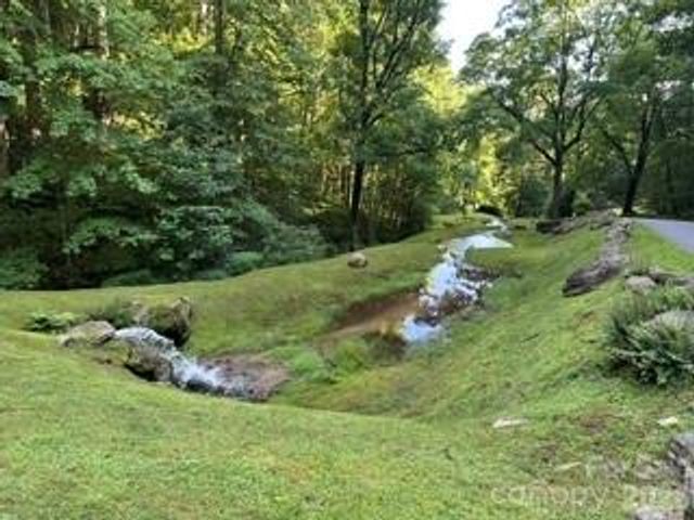 13 Galega Trail, Maggie Valley, NC 28751