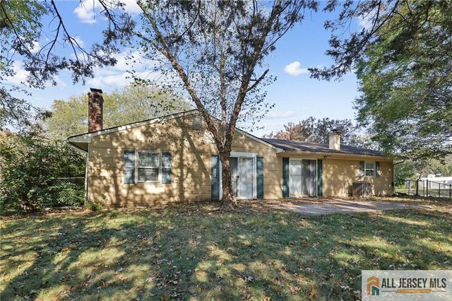 1 Landry Road, Franklin, NJ 08873