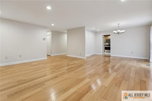 1 Landry Road, Franklin, NJ 08873