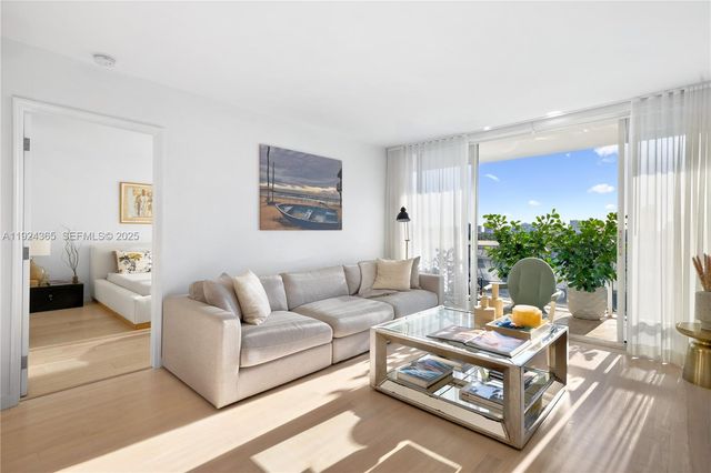 1800 Sunset Harbour Dr 803, Miami Beach, FL 33139