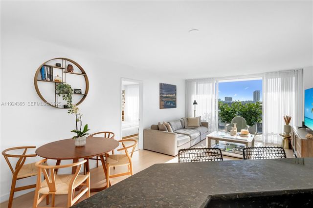 1800 Sunset Harbour Dr 803, Miami Beach, FL 33139