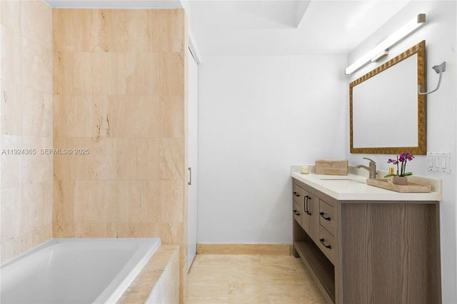 1800 Sunset Harbour Dr 803, Miami Beach, FL 33139