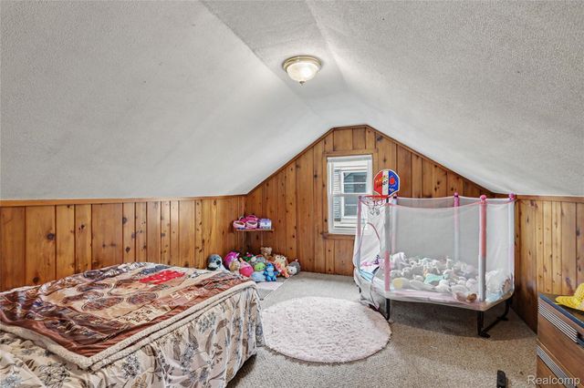 3222 Osler Court, Saginaw, MI 48602