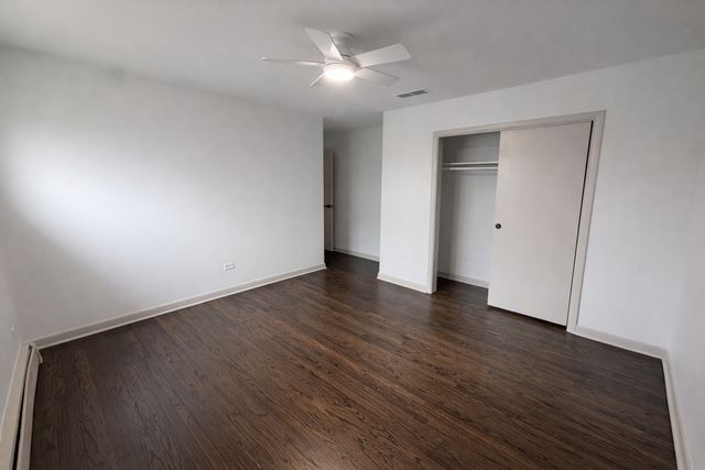 933 College Avenue A, Wheaton, IL 60187