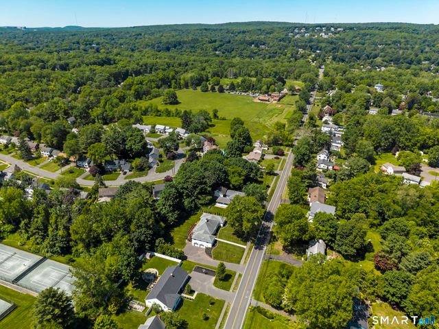 61 Flagg Road, West Hartford, CT 06117