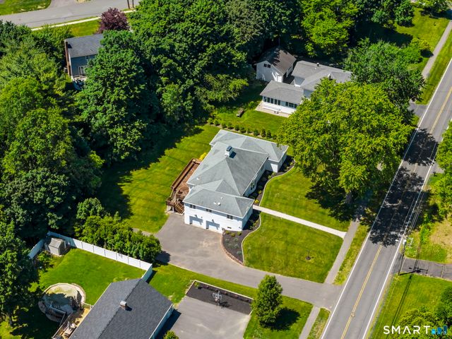 61 Flagg Road, West Hartford, CT 06117