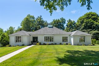 61 Flagg Road, West Hartford, CT 06117