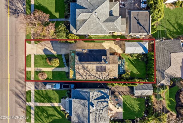 304 Grassmere Avenue, Interlaken, NJ 07712