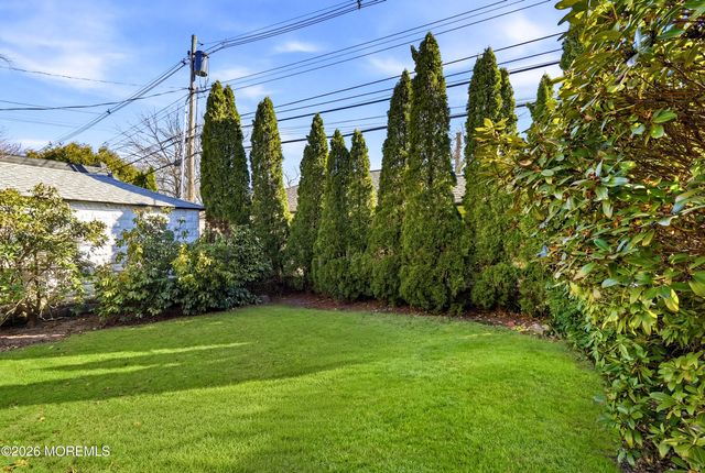 304 Grassmere Avenue, Interlaken, NJ 07712