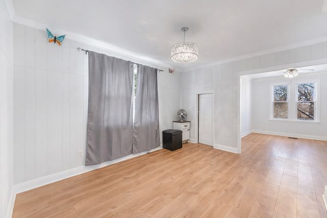 6337 W PATTERSON Avenue 2, Chicago, IL 60634