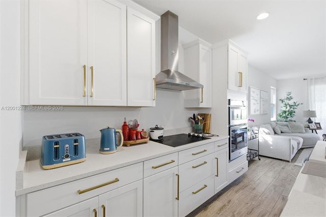 15033 LAKE BESSIE LOOP, Winter Garden, FL 34787