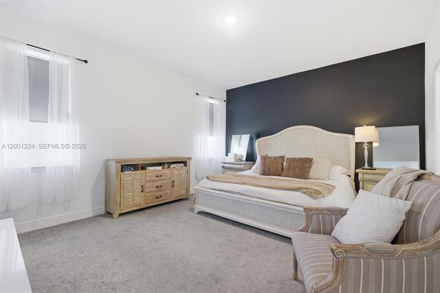 15033 LAKE BESSIE LOOP, Winter Garden, FL 34787