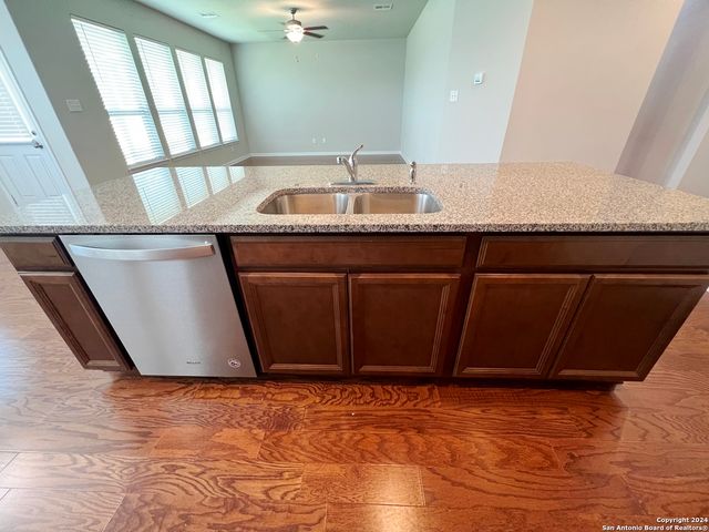 9003 Shady Mountain, San Antonio, TX 78254