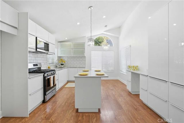19936 Northcliff Drive, Canyon Country, CA 91351