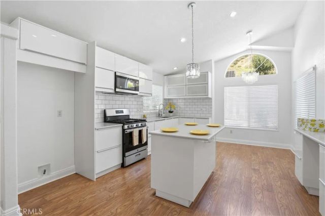 19936 Northcliff Drive, Canyon Country, CA 91351