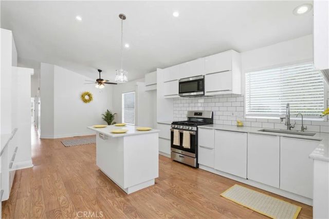 19936 Northcliff Drive, Canyon Country, CA 91351