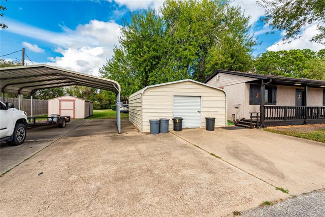 12320 Fm-1764, Santa Fe, TX 77510