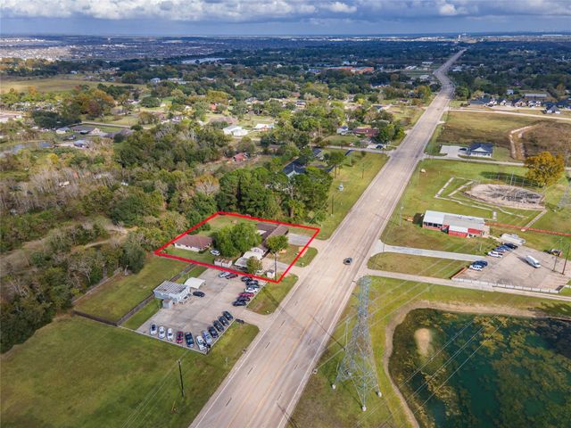 12320 Fm-1764, Santa Fe, TX 77510