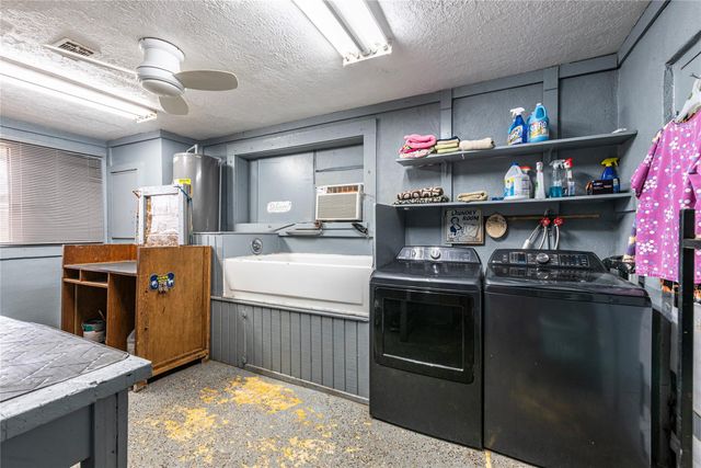 12320 Fm-1764, Santa Fe, TX 77510