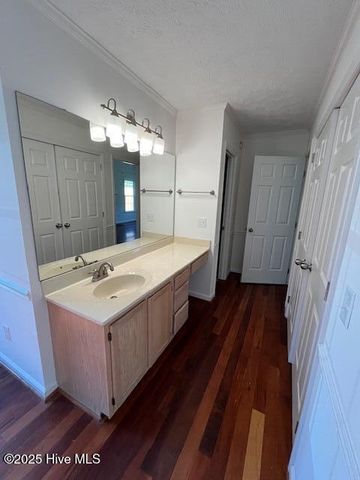 625 Indian Wells Way, Wilmington, NC 28411