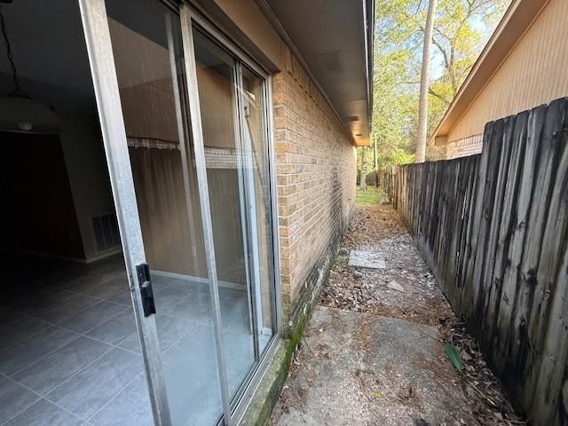 1610 Hazelwood Street B, Conroe, TX 77301