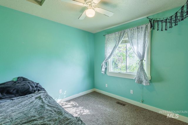 254 S Poplar Bluff, Eagle, ID 83616