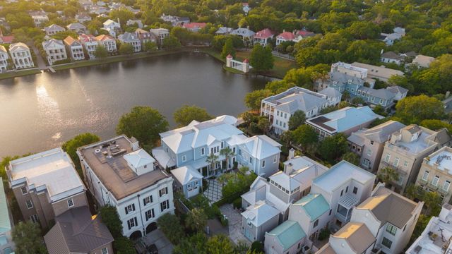 27 Krier Lane, Mount Pleasant, SC 29464